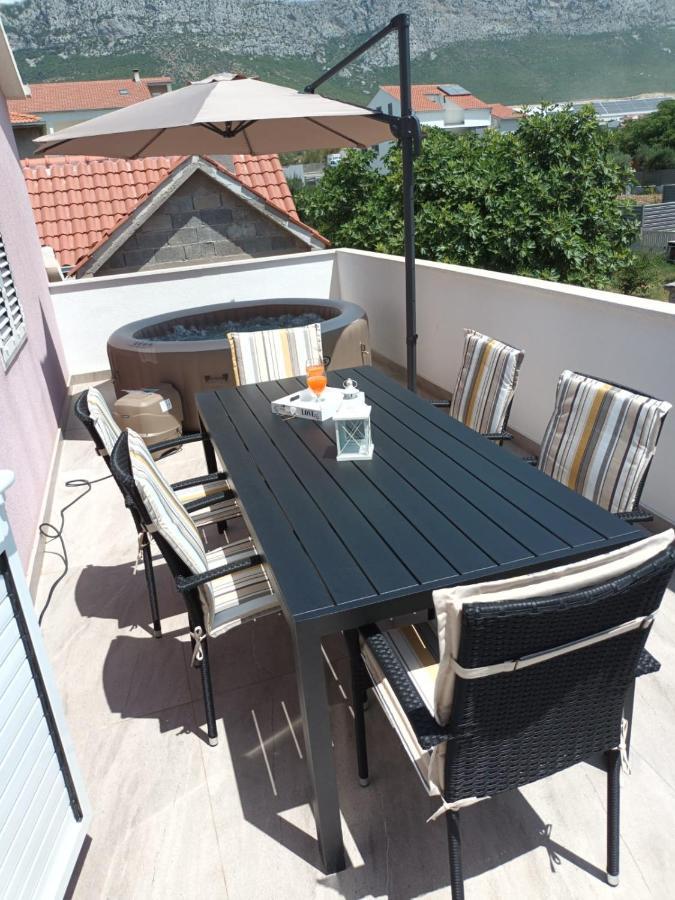 Apartment Silver Star Kaštela Εξωτερικό φωτογραφία