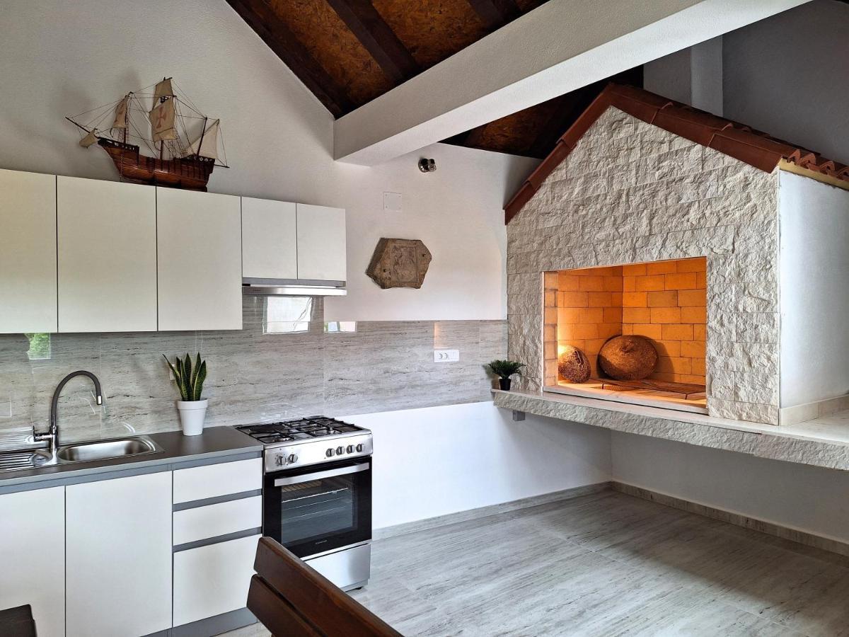 Apartment Silver Star Kaštela Εξωτερικό φωτογραφία